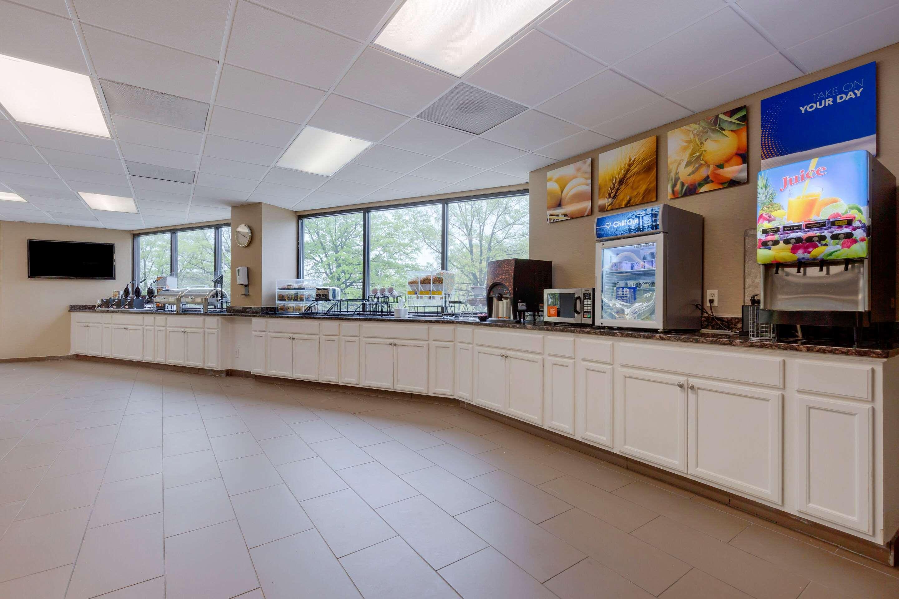Comfort Inn & Suites Alexandria West Dış mekan fotoğraf