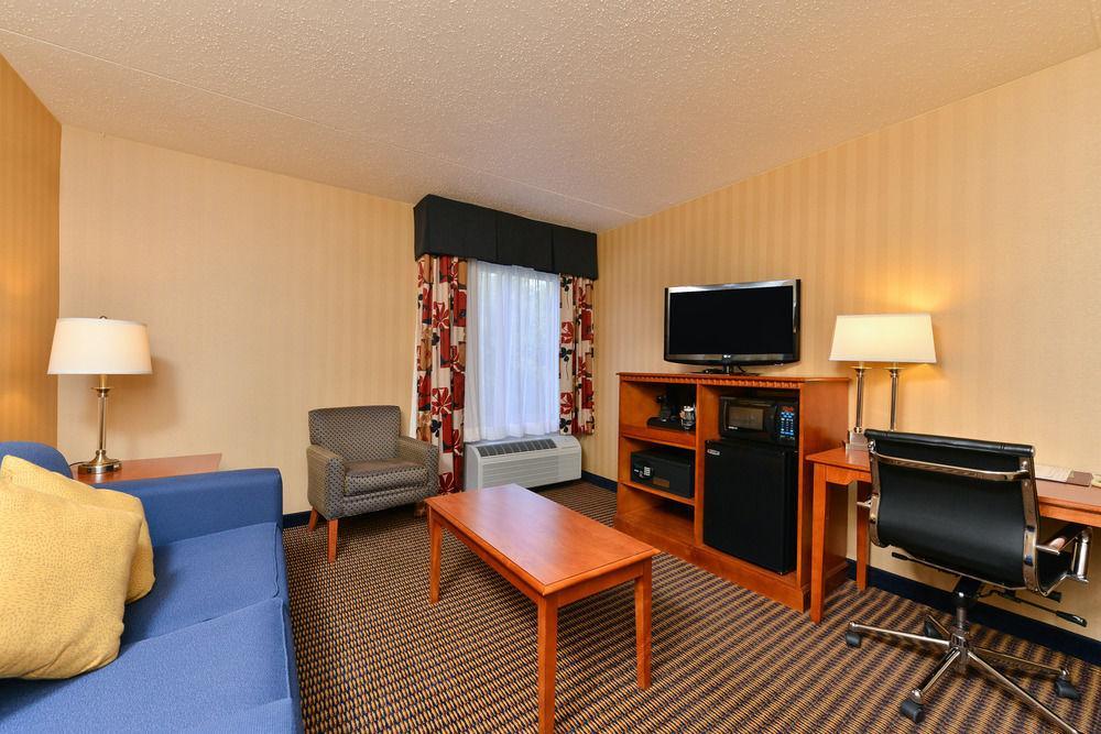 Comfort Inn & Suites Alexandria West Dış mekan fotoğraf