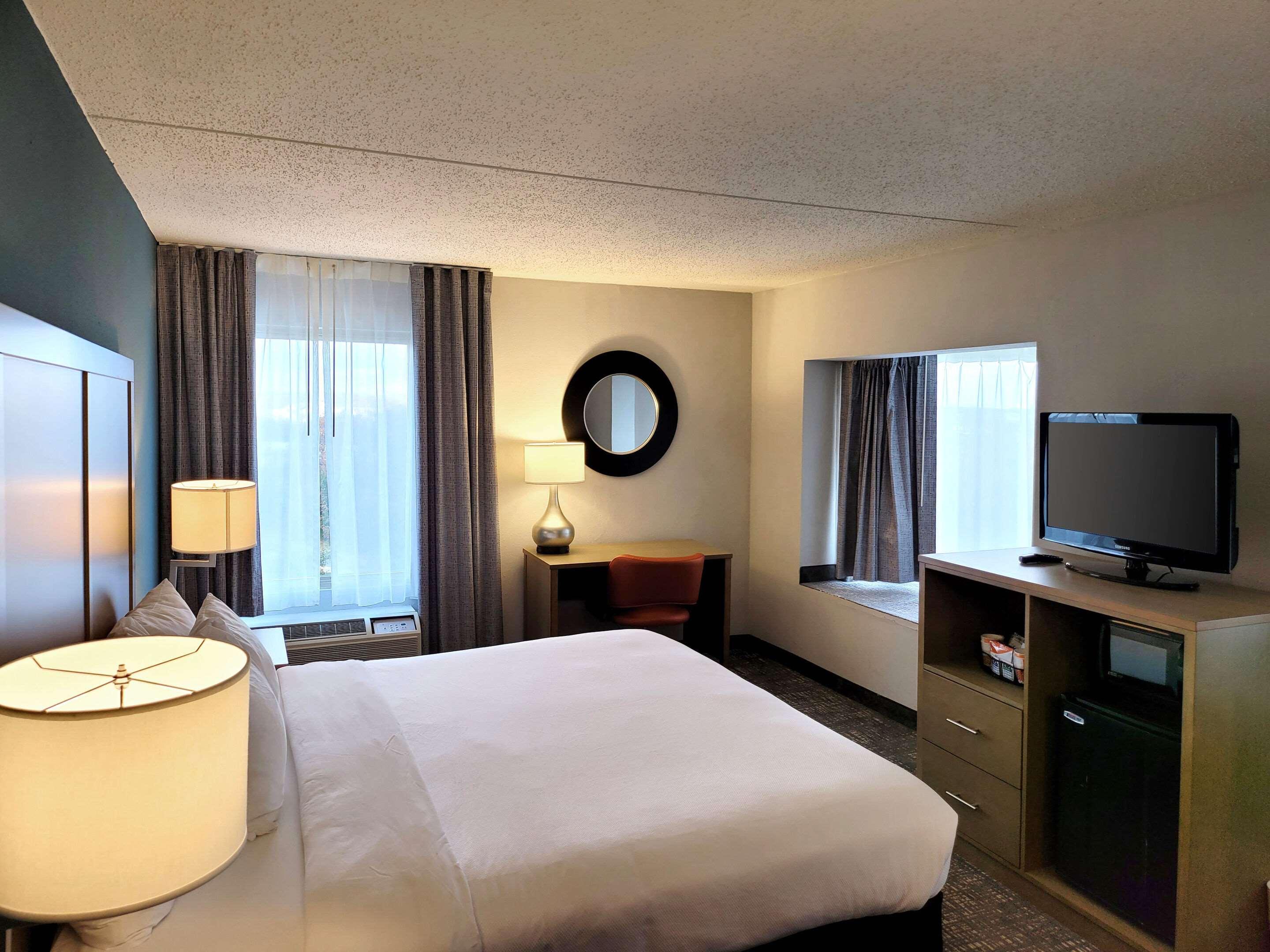 Comfort Inn & Suites Alexandria West Dış mekan fotoğraf